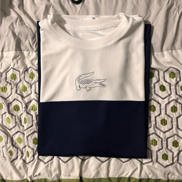NWOT Lacoste Sport short sleeve - Picture 3 of 4